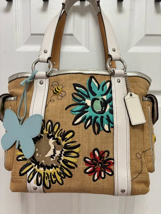 Coach VINTAGE Y2K LIMITED EDITION L053-9447 Straw Floral Bee/Butterfly Tote EUC - Picture 2 of 16